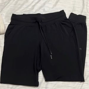 Lululemon ready to rulu high rise jogger